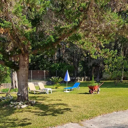 Haris Vila Gazátika